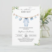 Boy Baby shower Invitation Babykleding Nodig een Kaart (Staand voorkant)