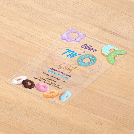 Boy Donut 2e verjaardag Acryl Uitnodigingen (Laagn)