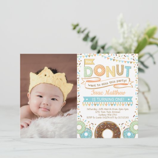Boy Donut Invitation Cute Doughnut Birthday Party Kaart (Staand voorkant)