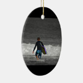 BOY EN ZIJN BOOGIE BOARD KERAMISCH ORNAMENT (Rechts)