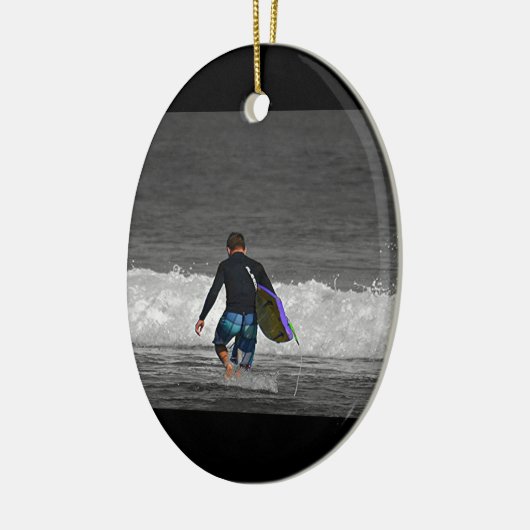 BOY EN ZIJN BOOGIE BOARD KERAMISCH ORNAMENT (Links)