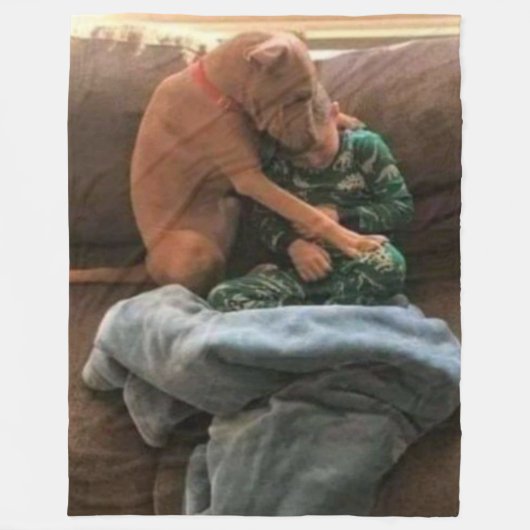 BOY EN ZIJN DOG FLEECE DEKEN (Voorkant)