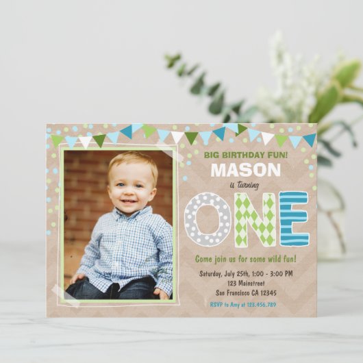 Boy First Birthday Chalkboard Invitation Kaart (Staand voorkant)