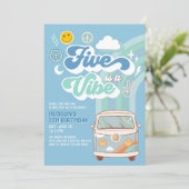 Boy Groovy Van Rainbow Five viert vijfde verjaarda Kaart (Staand voorkant)