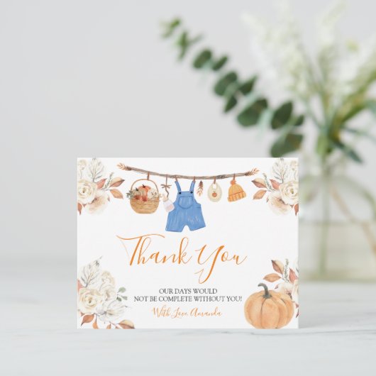 Boy Herfst Kleding Pompoen Herfst Baby shower Bedankkaart (Staand voorkant)