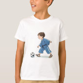 Boy in kimono playing soccer t-shirt (Voorkant)