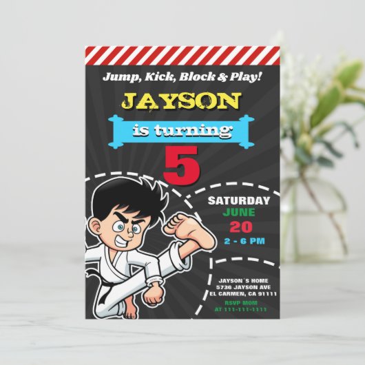 BOY KARATE KIND BIRTHDAY INVITATION SJABLOON KAART (Staand voorkant)