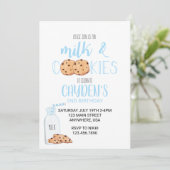 Boy Milk and Cookies Blue Birthday Invitation Kaart (Staand voorkant)