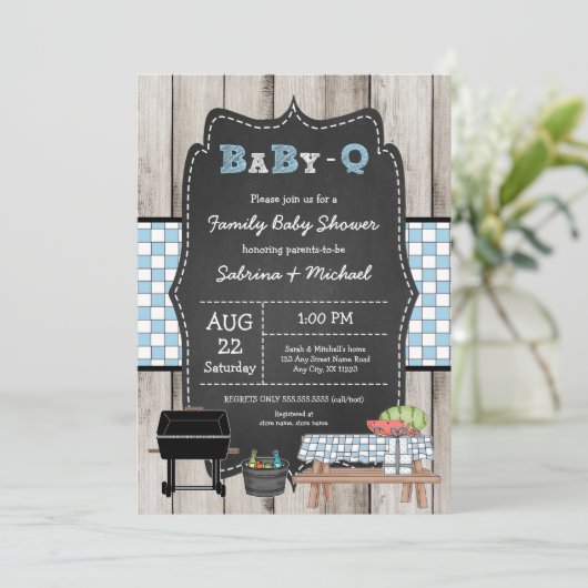 Boy rustiek hout familie Baby Q douche Kaart (Staand voorkant)