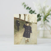 Boy Saluting Vintage Photo Briefkaart (Staand voorkant)