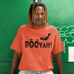 BOYAH! Grappige Hip Hop Halloween T-shirt<br><div class="desc">Een cool expressief ontwerp voor Halloween, dit shirt heeft belettering in een opvallend lettertype dat het woord BooYah! spelt met een vleermuis die boven de belettering vliegt. Booyah is een uitroep van opwinding en wordt soms gebruikt na het leveren van een aanzienlijke klap aan je tegenstander in een wedstrijd of...</div>