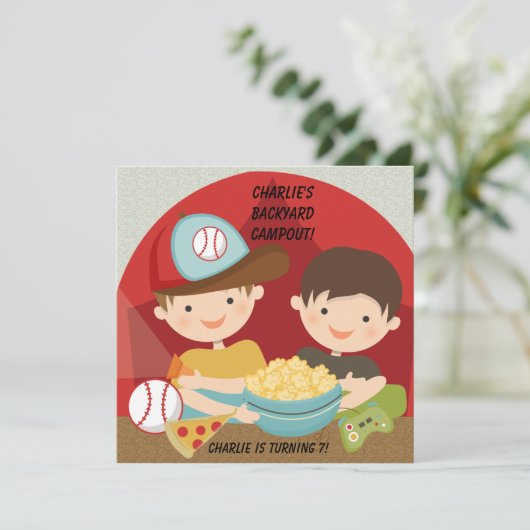 Boys Backyard Campout Birthday-uitnodigingen Kaart (Staand voorkant)