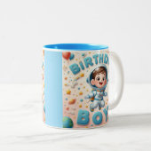 Boy's birthday Mug Tweekleurige Koffiemok (Voorkant rechts)