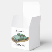 Boys birthday party with two toned sedan bedankdoosjes (Geopend)