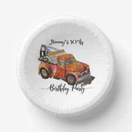 Boys birthday party with wrecker papieren kommen