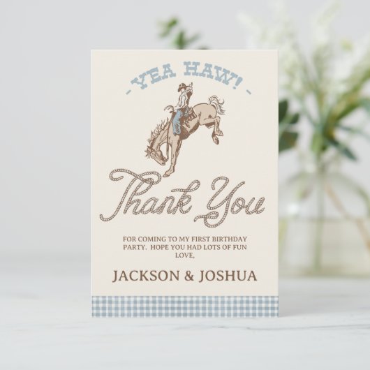 Boys Blue Gray Twins First Rodeo 1st Birthday Bedankkaart (Staand voorkant)