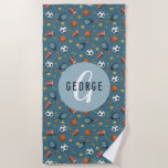 Boys Cute Blue Sports Monogram Kinder Strandlaken<br><div class="desc">Deze leuke en leuke kinder handdoek kenmerkt een sportpatroon,  met een basketbal,  tennisracket en bal,  voetbal,  football,  trofie en sterren op een blauwe achtergrond. De handdoekset kan gepersonaliseerd worden met je jongens naam en monogram. Ideaal voor elke sportliefhebber.</div>