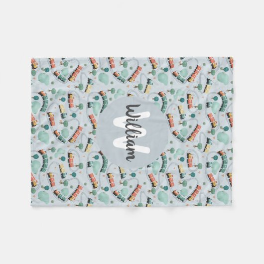 Boys Cute Blue Train Monogram Patroon Kinder Fleece Deken (Voorkant (Horizontaal))