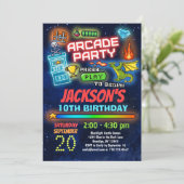 Boys Retro Arcade Birthday Party Uitnodiging (Staand voorkant)