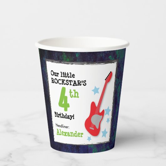 Boy's Rockstar Verjaardag met Rode Gitaar Papieren Bekers (Voorkant)