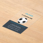 Boys Simple Blue Soccer Kids First Birthday Acryl Uitnodigingen (Laagn)