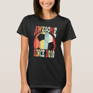 Boys Verjaardagsvoetbal Geweldige sinds 2010 Ki T-shirt