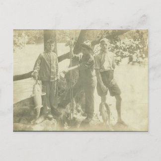 Boys Vist de groene rivier Briefkaart