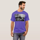 Boyz N The Hood Doughboy Leaning On Impala T-shirt (Voorkant volledig)