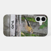 Boze Vogel met je Initiaal iPhone 16 Hoesje (Achterkant horizontaal)