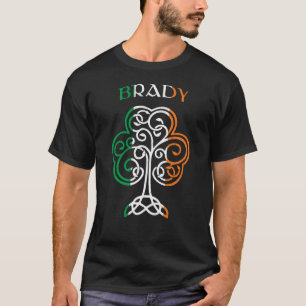 BRADY Ierse naam Shamrock Ierland Vlag Familie T-shirt
