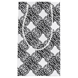Braided black and white boho touw design klein cadeauzakje