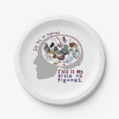 Brain aan duiven papieren bordje (Voorkant)