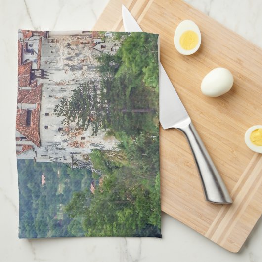 Bran Castle panoramisch uitzichten theedoek (Quarter Fold)