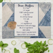 Bran Muffin Recept op Abstract Blauw Theedoek (Gevouwen)