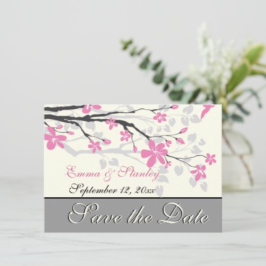 Branch met roze bloesems bruiloft Save the Date (Staand voorkant)