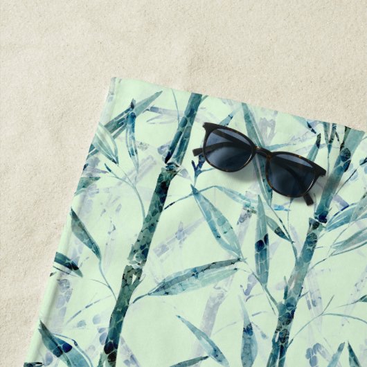 Branches bamboe, wit, groen, bladeren, bamboe strandlaken (In situ)