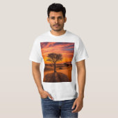 Branches of Life: Kalligrafie van de Natuur vastle T-shirt (Voorkant volledig)