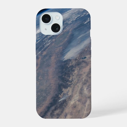 Brand in Yosemite National Park & Stanislaus Fores iPhone 15 Case (Achterkant)