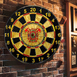 Brandafdeling Goud en rode badge met brandwerende  Dartbord<br><div class="desc">Brandafdeling logo Gold en rode badge met brandwerende assen voor brandweerlieden en eerste ondervraagden. Personaliseren met jouw naam en afdelingshoofd en meer.monogram</div>