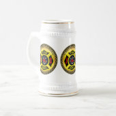 Brandafdeling logo, zwart en gele badge bierpul (Voorkant links)