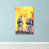 Brandblussers blussen een vliegtuig brand canvas afdruk (Insitu (Houten vloer))
