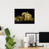 Brandenburg Tor 's nachts Poster (Thuiskantoor)