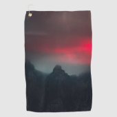 Brandende wolken, mist en bergen golfhanddoek (Voorkant)