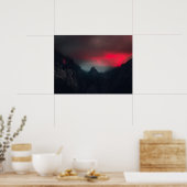 Brandende wolken, mist en bergen poster (Keuken)