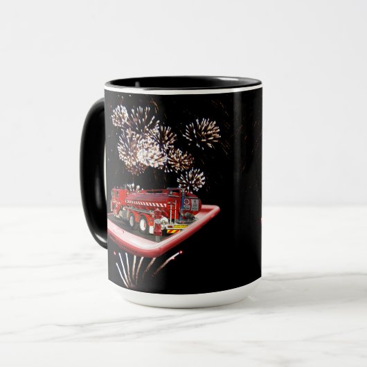 brandweerauto met vuurwerk, mok (Voorkant links)