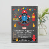 Brandweerdienst Gear en Badge Birthday Kaart (Staand voorkant)