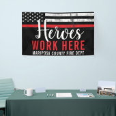 Brandweerhelden werken hier in de Rode Lijn-Amerik Spandoek (Beurs)