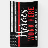 Brandweerhelden werken hier in de Rode Lijn-Amerik Spandoek (Verticaal)