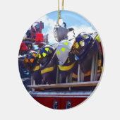 Brandweerlieden - Helm bij brandbestrijding Keramisch Ornament (Links)