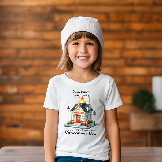 Brandweerman bij Station 22 bij schemering T-shirt